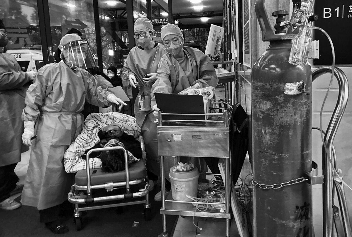 Top Chinese Officials Die of ‘Illness’ as COVID Spreads Through China