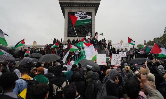 Police Arrest 10 in ‘Up to 100,000’-Strong Pro-Palestinian Rally in London