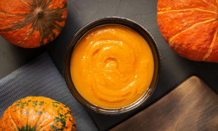 How to Make Pumpkin Purée From Scratch