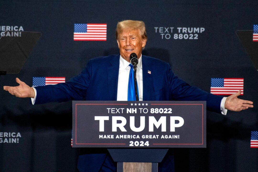 ‘I Go Up in the Polls Every Time I Get Indicted,’ Trump Tells Supporters in New Hampshire