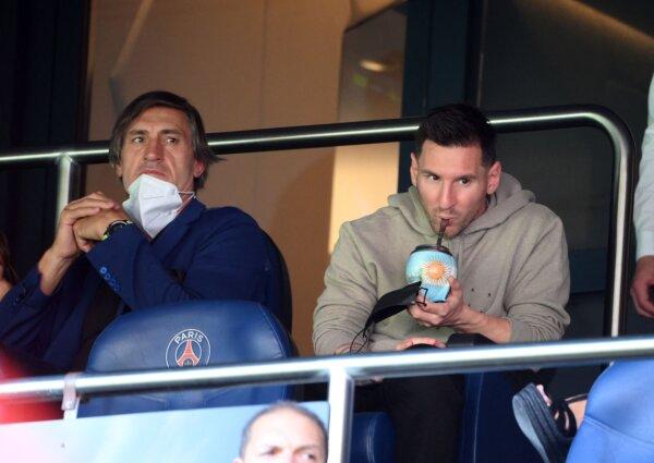 Lionel Messi drinks mate everywhere he goes. Here he’s seen alongside his father, Jorge Messi, watching a Paris-Saint Germain (PSG) match in 2021. (Franck Fife/AFP/Getty Images/TNS)