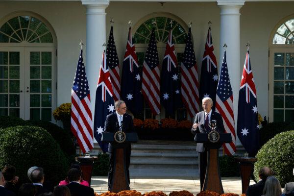 U.S. President Joe Biden (R) and Australian Prime Minister Anthony Albanese hold a press conference in the White House Rose Garden in Washington on Oct. 25, 2023. (Anna Moneymaker/Getty Images)