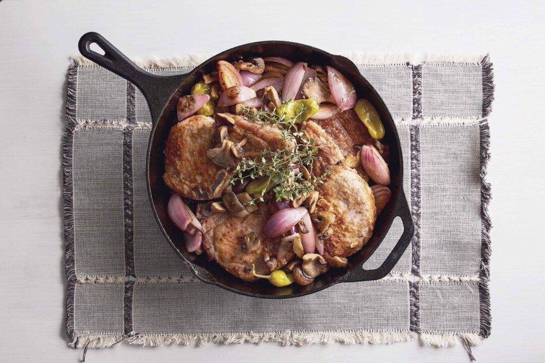 Pork Chops With Mushrooms and Pickled Peperoncini