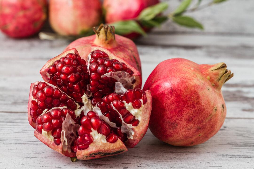 Pomegranates–Ancient Fruit With Deep Health Benefits