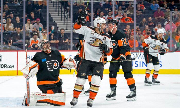 Vatrano’s 5th Career Hat Trick Leads Ducks Past Flyers, 7–4