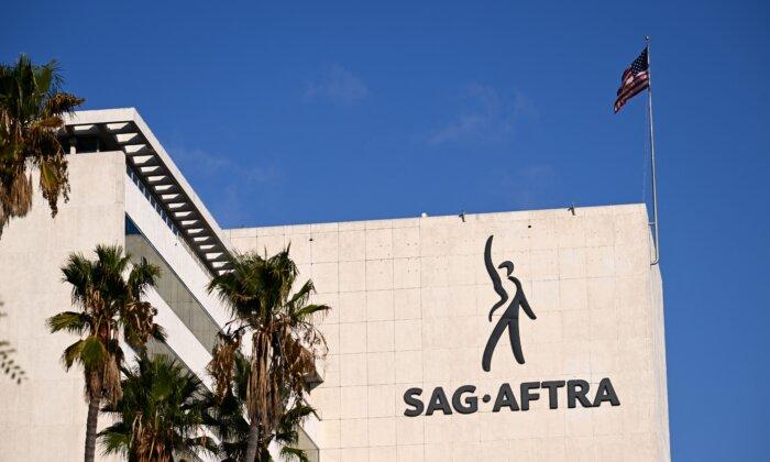 Actors’ Union SAG-AFTRA Sued by More Than 100 Members for Not Protecting Them From Vaccine Rules