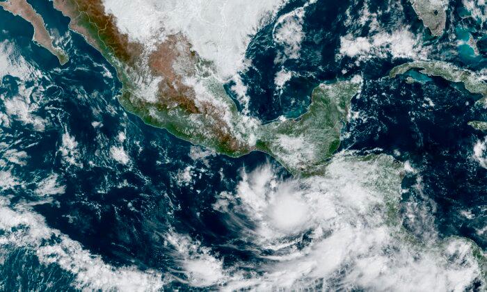 Tropical Storm Pilar Leaves 2 Dead in El Salvador as It Wanders Off Central America's Pacific Coast