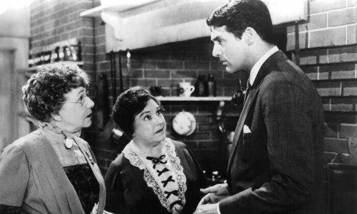 ‘Arsenic and Old Lace’ From 1944: Frank Capra’s Black Comedy