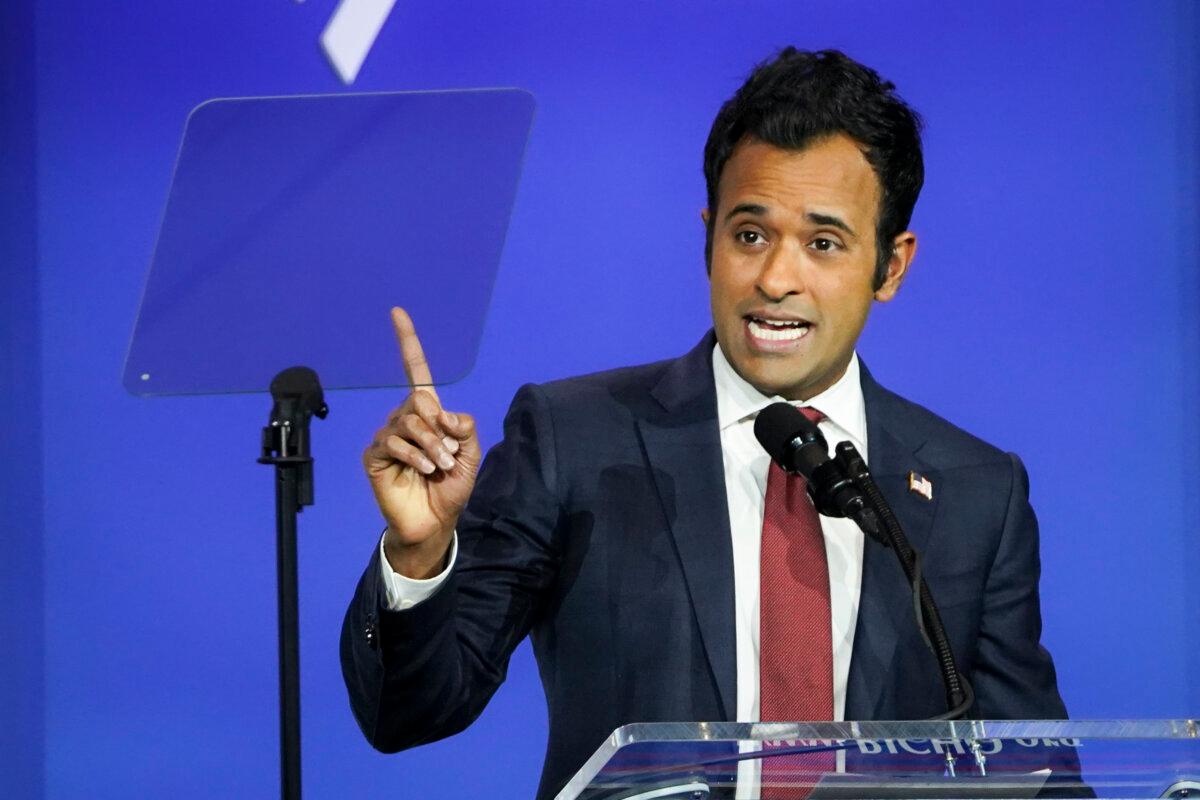 Republican presidential candidate Vivek Ramaswamy speaks at the Republican Jewish Coalition gathering in Las Vegas on Oct. 28, 2023. (Madalina Vasiliu/The Epoch Times)