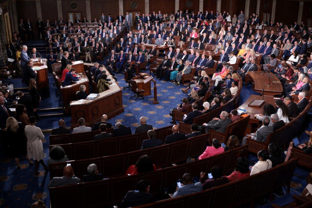 ANALYSIS: 2024 Election: Speculation Builds for Senate to Flip Red, House to Turn Blue