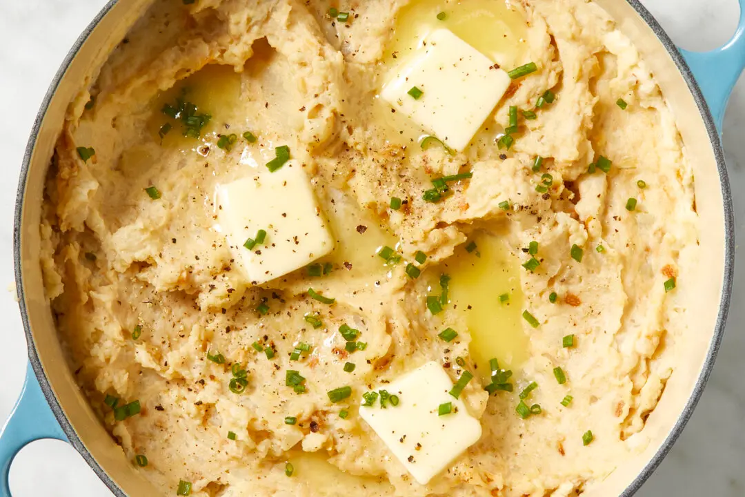 The Secret Ingredient to the Most Flavorful Mashed Potatoes