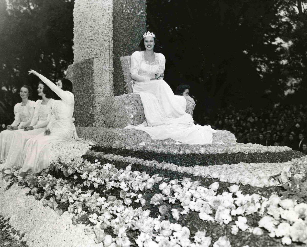 Margaret Huntley Main, the Oldest Living Tournament of Roses Queen, Dies at 102