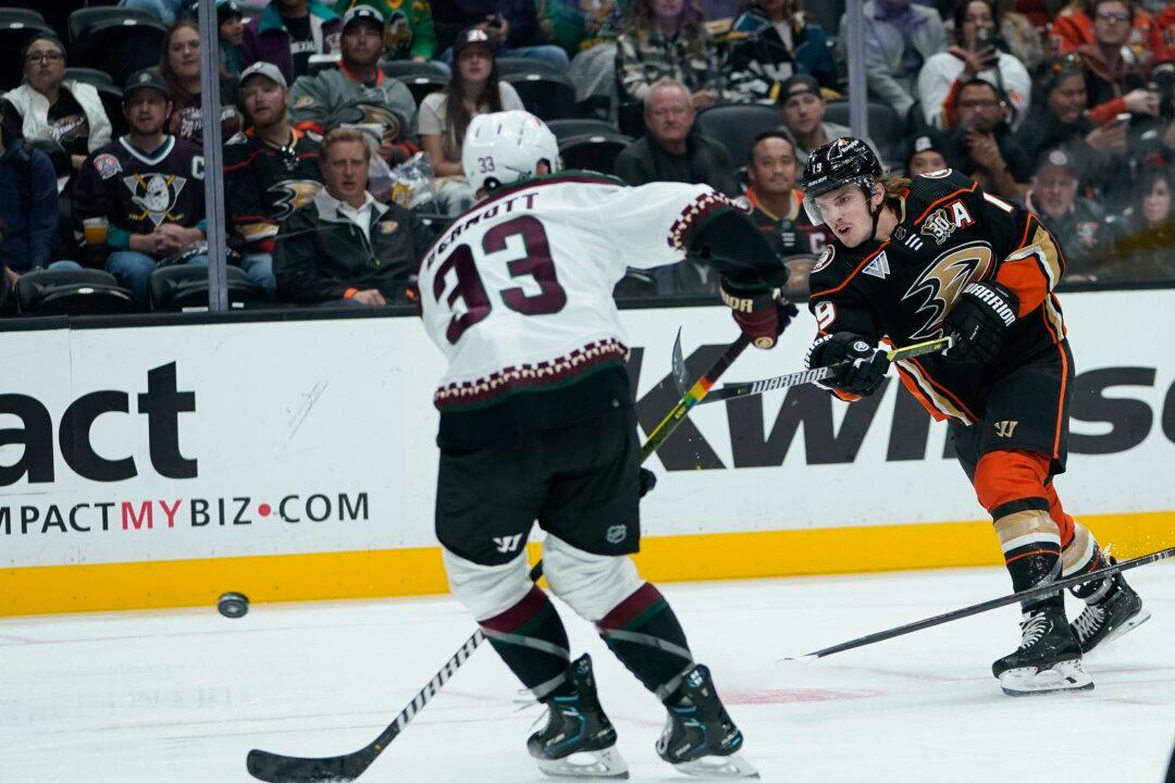 Troy Terry Completes 2nd Hat Trick With OT Goal and Give Ducks 4–3 Victory Over Coyotes