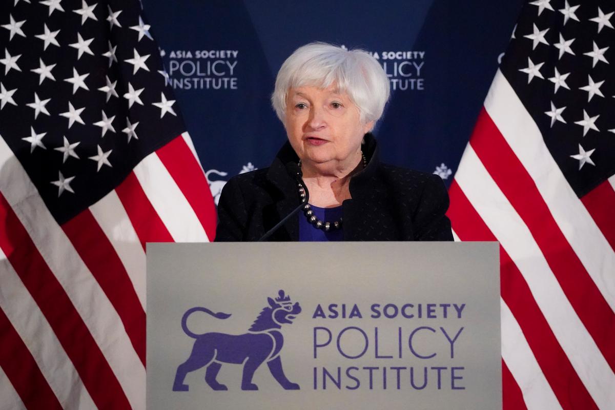 Yellen Assures No US–China Decoupling, Setting Stage for Biden–Xi Meeting