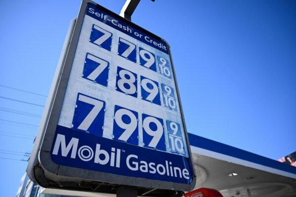 A sign shows gasoline fuel prices above average at over seven and approaching eight dollars a gallon at a Mobil gas station in Los Angeles, Calif., on Oct. 5, 2023. (Patrick T. Fallon/AFP via Getty Images)