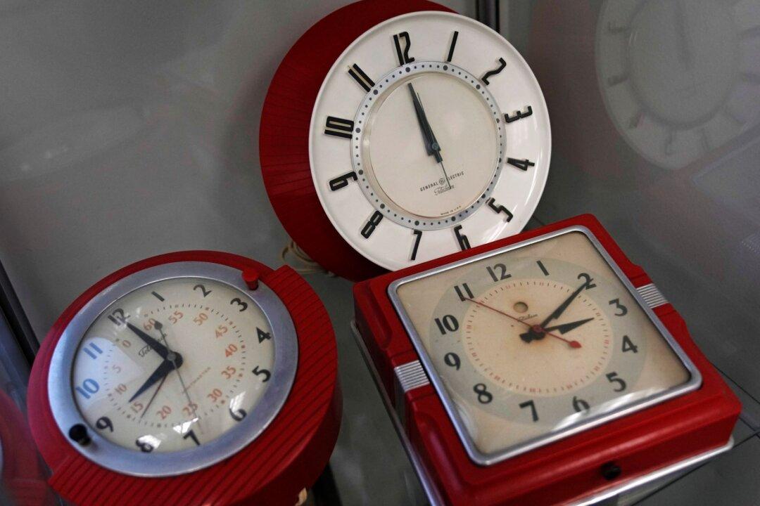 Fall Back: How Daylight Saving Time Can Seriously Affect Your Health