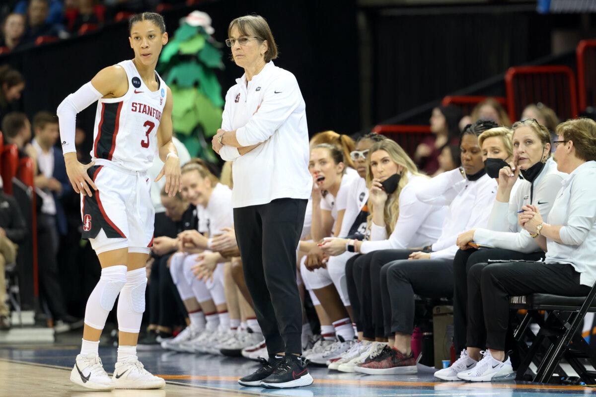 Anna Wilson and head coach Tara VanDerveer of the Stanford Cardinal have a conversation during a game against the Maryland Terrapins during the Sweet Sixteen round of the NCAA Women's Basketball Tournament in Spokane, Washington, on March 25, 2022. (Abbie Parr/Getty Images)