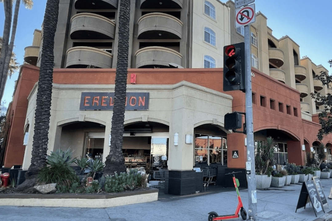 Man Injured in Shooting Outside Fairfax District Market, Shooter on the Loose