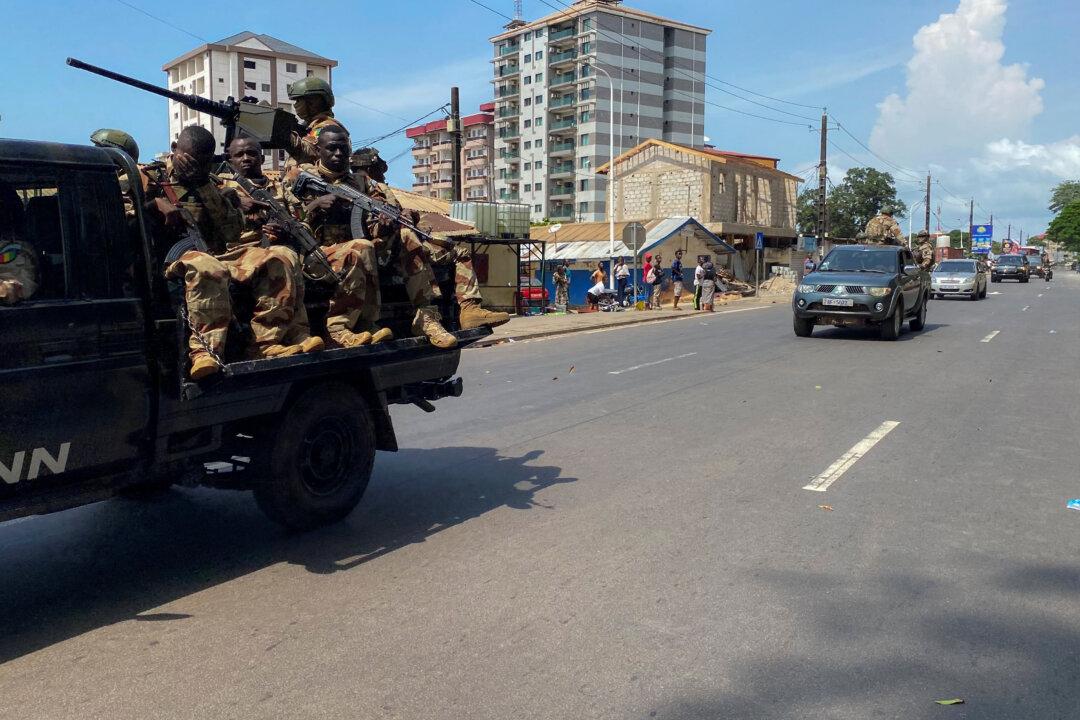 Armed Men Spring Guinea’s Ex-Junta Leader Camara out of Prison