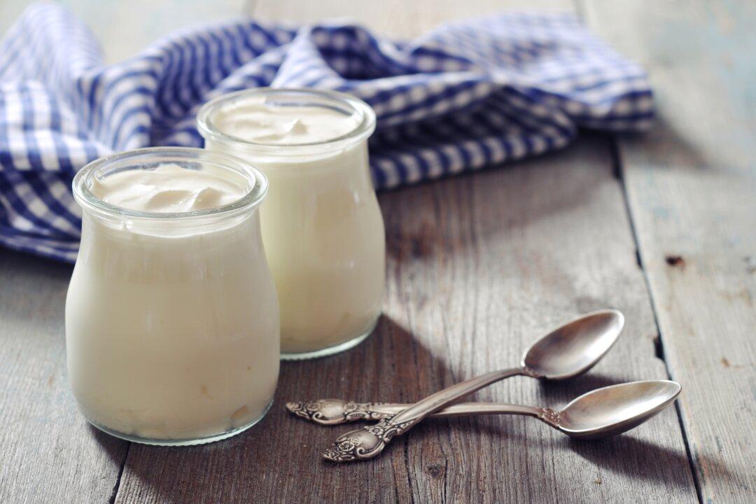4 Benefits of Greek Yogurt