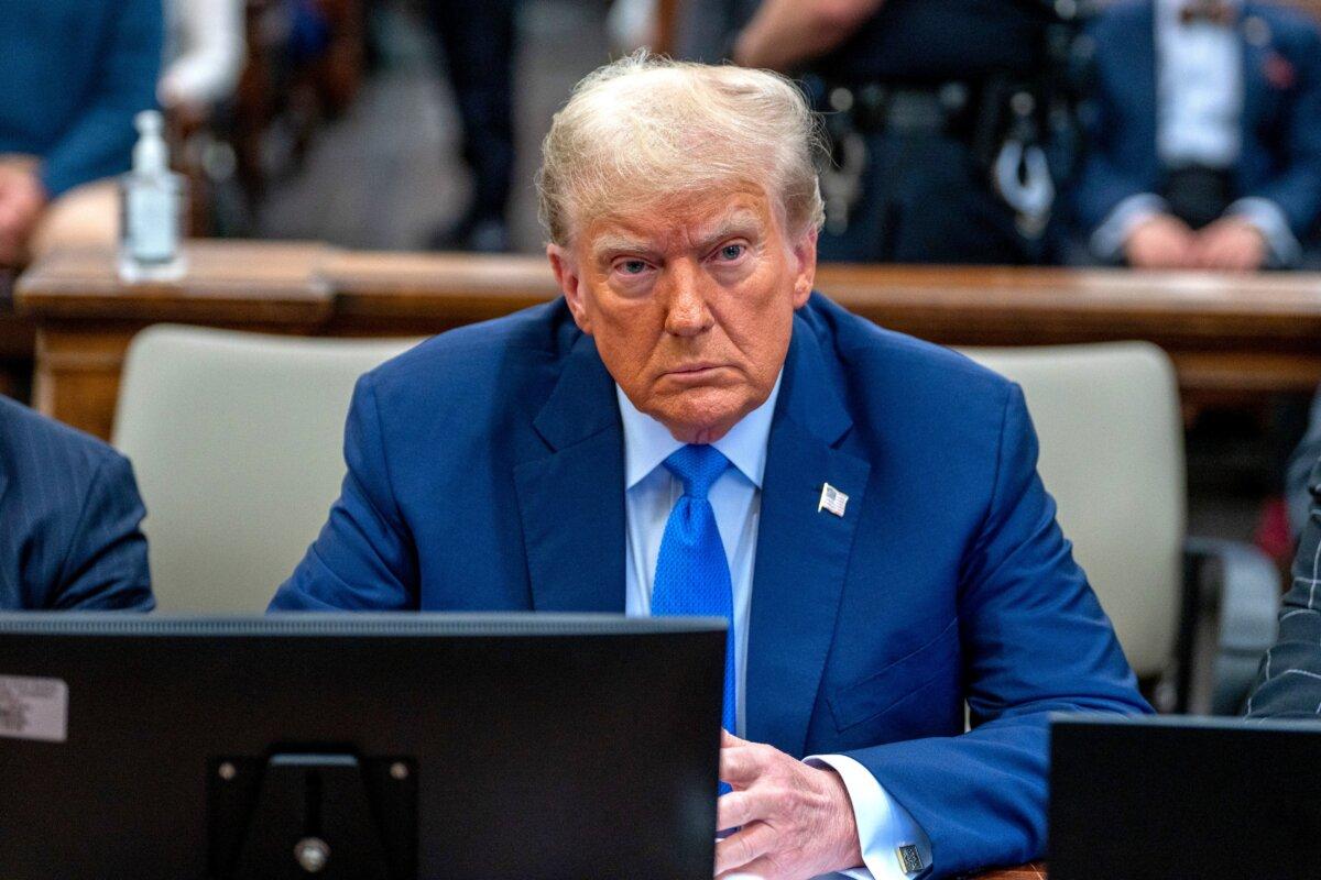 Jack Smith Spends $9 Million More Investigating Trump Than Special Counsel Probing Biden | USNN World News Former President Donald Trump prepares to testify during his trial in New York State Supreme Court in New York City, on Nov. 6, 2023. (David Dee Delgado/Getty Images)
