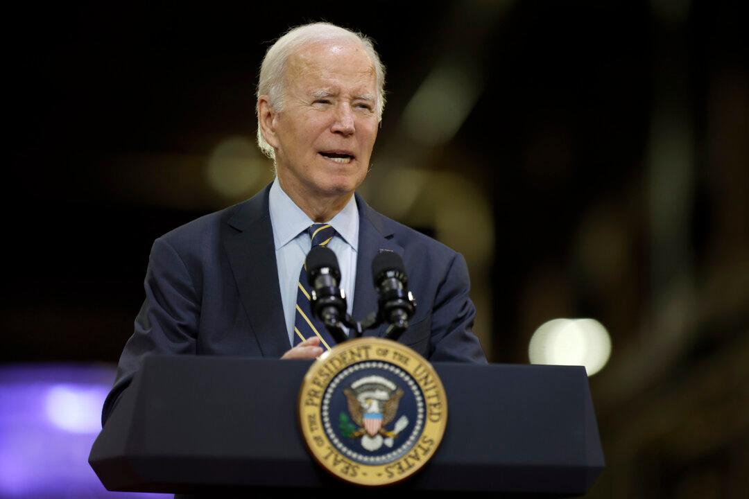 Biden in Delaware Announces $16 Billion Rail Investment, 100,000 Construction Jobs