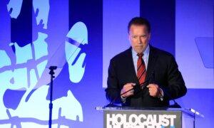 Schwarzenegger Receives Courage Award From Holocaust Museum LA Amid Rising Antisemitism