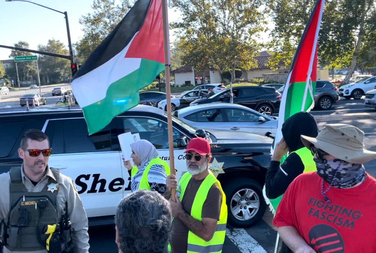 Law enforcement is on the scene after Paul Kessler, 69, suffered a head injury amid pro-Israeli and pro-Palestinian protests in Thousand Oaks, Calif., on Nov. 5, 2023. Mr. Kessler died in the hospital on Nov. 6. (Courtesy of Rabbi Mark Blazer)