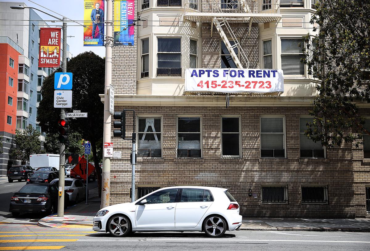 A "For Rent" sign on the exterior of an apartment building in San Francisco on June 2, 2021. (Justin Sullivan/Getty Images)