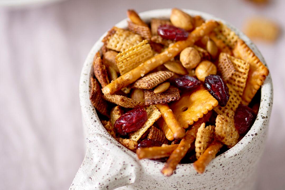 We Dressed up Our Favorite Snack Mix for Thanksgiving