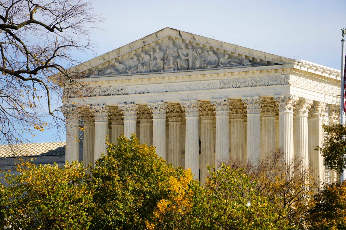 U.S. Supreme Court in Washington on Nov. 8, 2023. (Madalina Vasiliu/The Epoch Times)