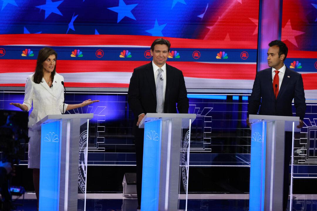 Ramaswamy Dubs Haley and DeSantis ‘Dick Cheney in 3-Inch Heels’