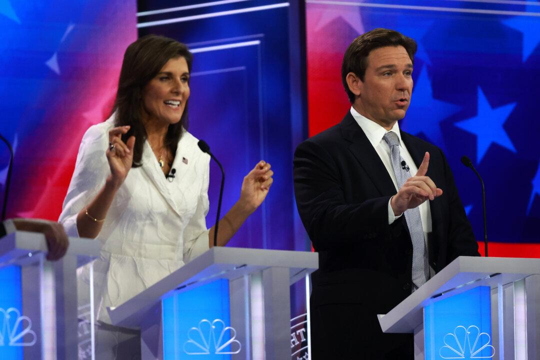 Here’s What to Watch for in DeSantis, Haley Debate and Trump Town Hall Tonight