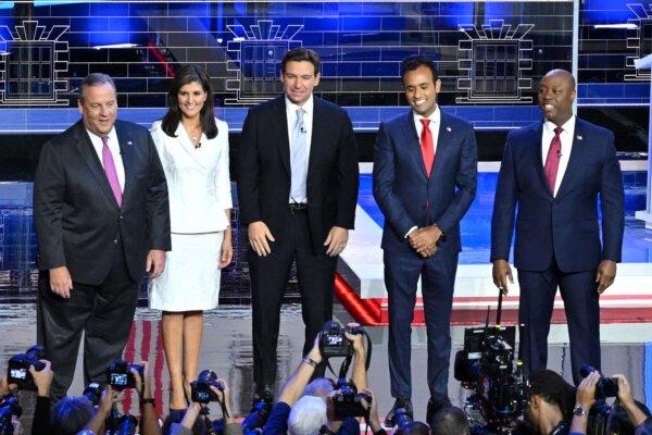 (L–R) Former New Jersey Gov. Chris Christie, former U.N. Ambassador Nikki Haley, Florida Gov. Ron DeSantis, entrepreneur Vivek Ramaswamy, and Sen. Tim Scott (R-S.C.) attend the third Republican presidential primary debate at the Knight Concert Hall at the Adrienne Arsht Center for the Performing Arts in Miami, Fla., on Nov. 8, 2023. (Mandel Ngan/AFP via Getty Images)