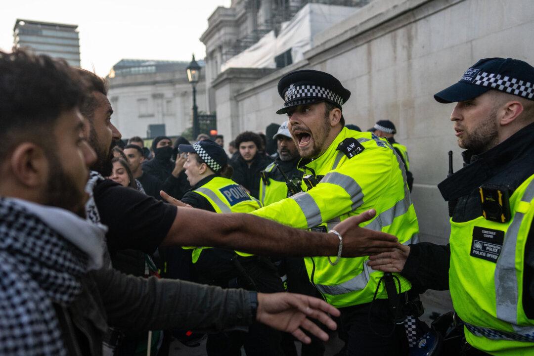 Police Seen as Playing ‘Favourites’ With Protests, Braverman Says