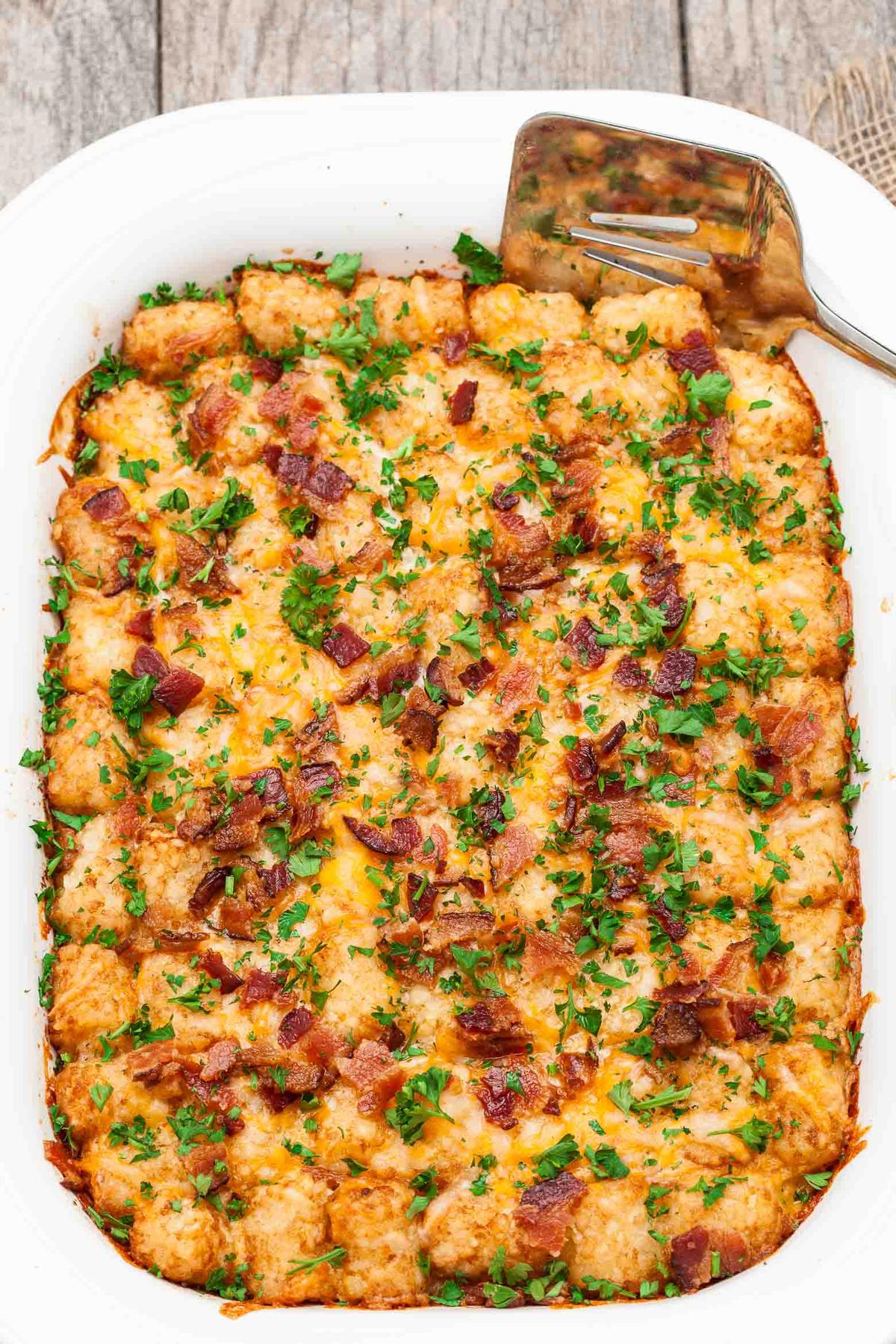 Cheesy Tater Tot Breakfast Casserole