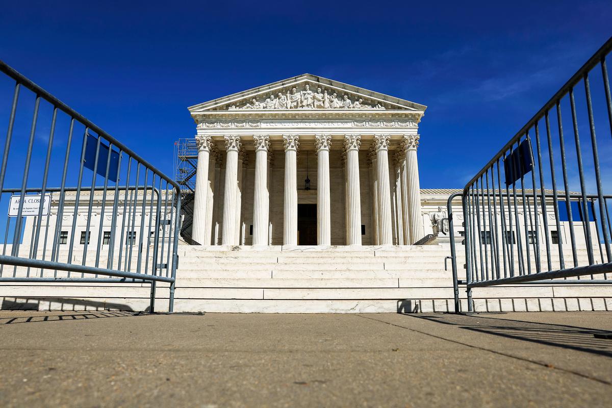  Temporary security fences align a path to the plaza of the Supreme Court building in Washington on April 19, 2023. (Anna Moneymaker/Getty Images)