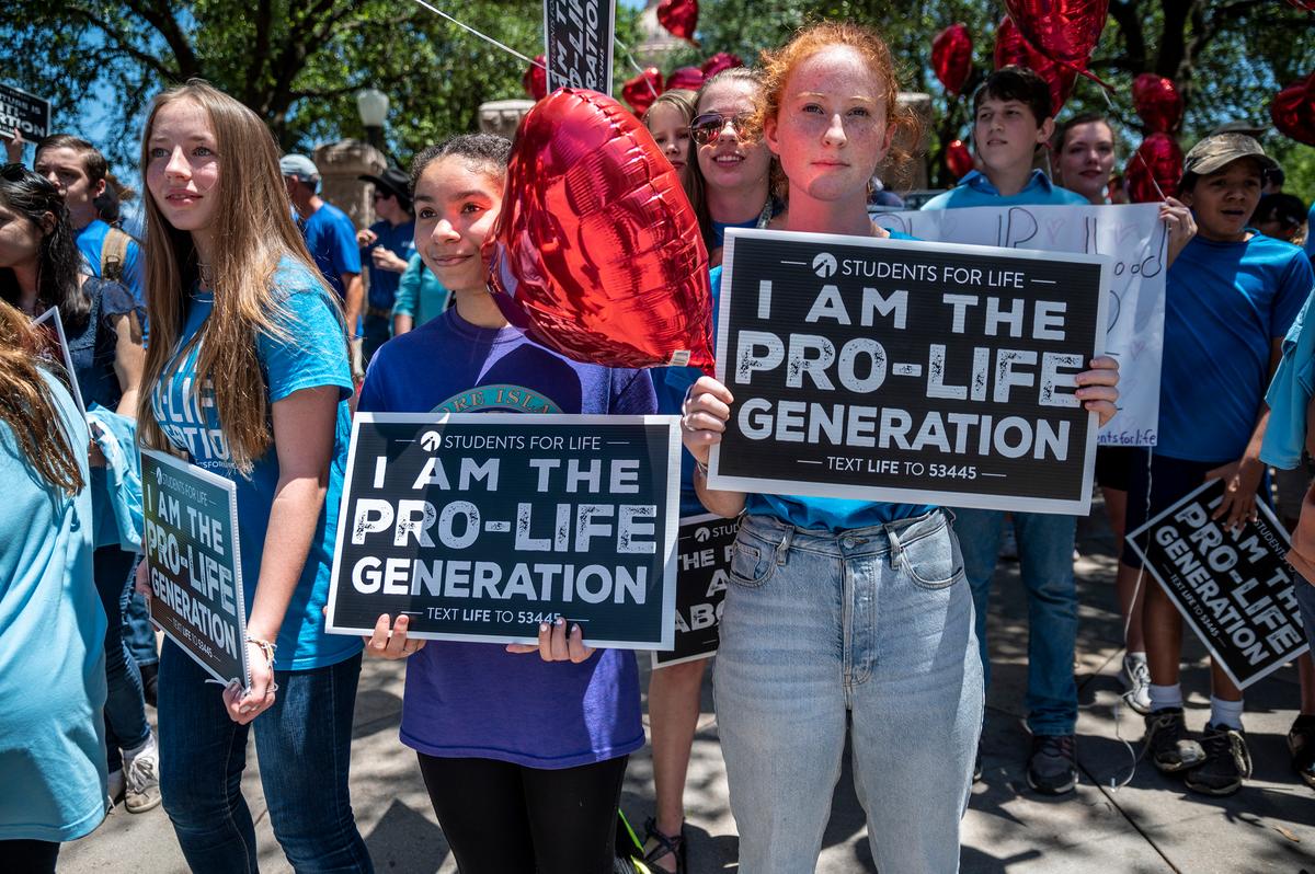 Pro-life advocates protest outside the Texas state capitol in Auston, Texas, on May 29, 2021. (Sergio Flores/Getty Images)