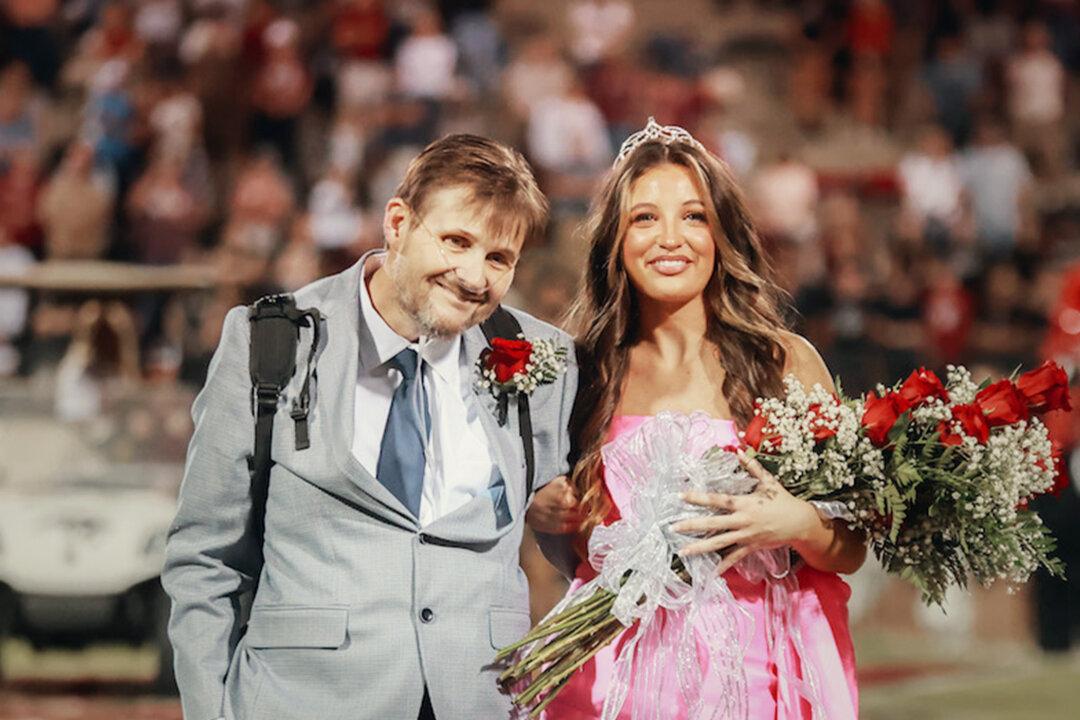 Frail Father Battling Cancer Walks His Daughter to Be Crowned Homecoming Queen