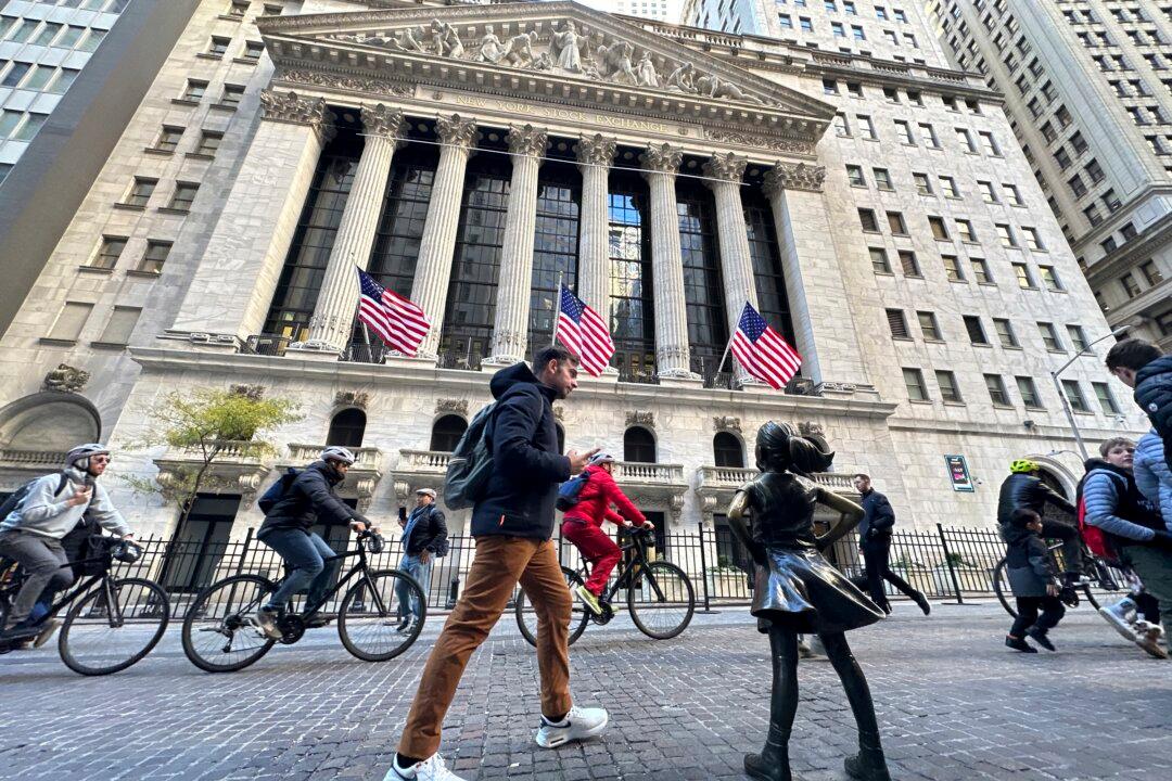 Stock Market Today: Wall Street Rallies and Adds to Its Strong Gains in November