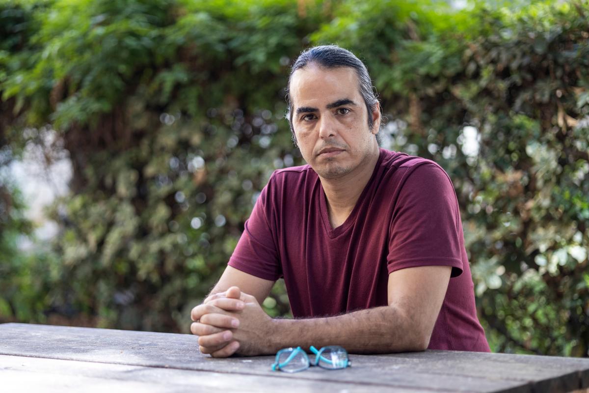  Dor Shachar spent years trying to become an Israeli, being tortured and imprisoned in Gaza along the way. (Alex Gurevich/Epoch Magazine Israel)