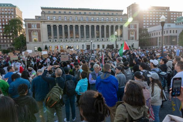 Columbia students participate in a rally in support of Palestine at the university in New York City, on Oct. 12, 2023. (Spencer Platt/Getty Images)