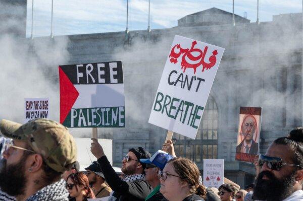People take part in a "Palestine Solidarity" march in Oakland's neighboring city of San Francisco on Nov. 4, 2023. (Amy Osborne/AFP via Getty Images)