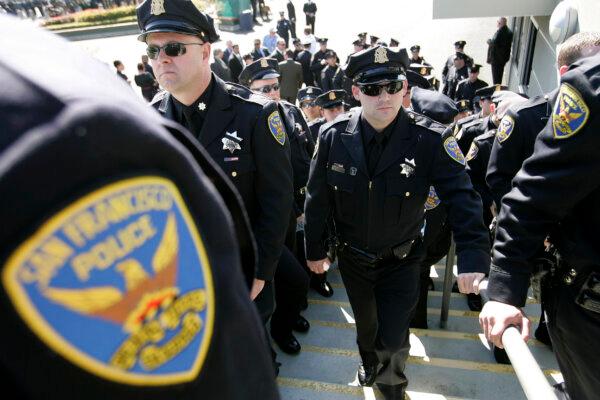 San Francisco Police officers at the Oracle Arena in Oakland, Calif., on March 27, 2009. (David Paul Morris/Getty Images)