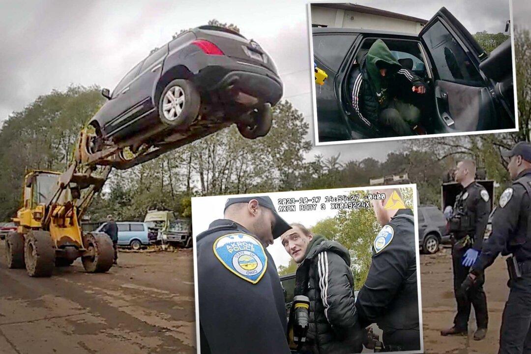 Auto Yard Staff Catch Thief in Car, Use Forklift to Trap Suspect 20 Feet Up, Until Police Arrive