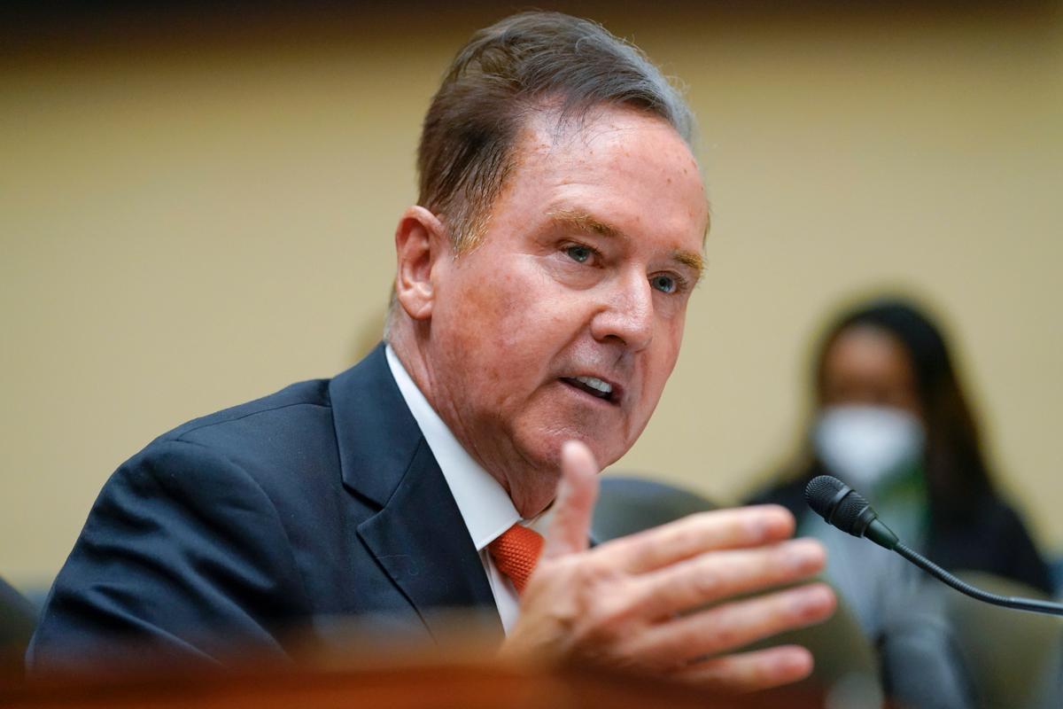 Longtime Democrat From New York, Brian Higgins, to Leave Congress Early Next Year