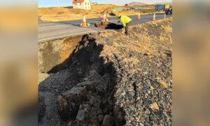 Risk of Volcanic Eruption in Iceland Remains High