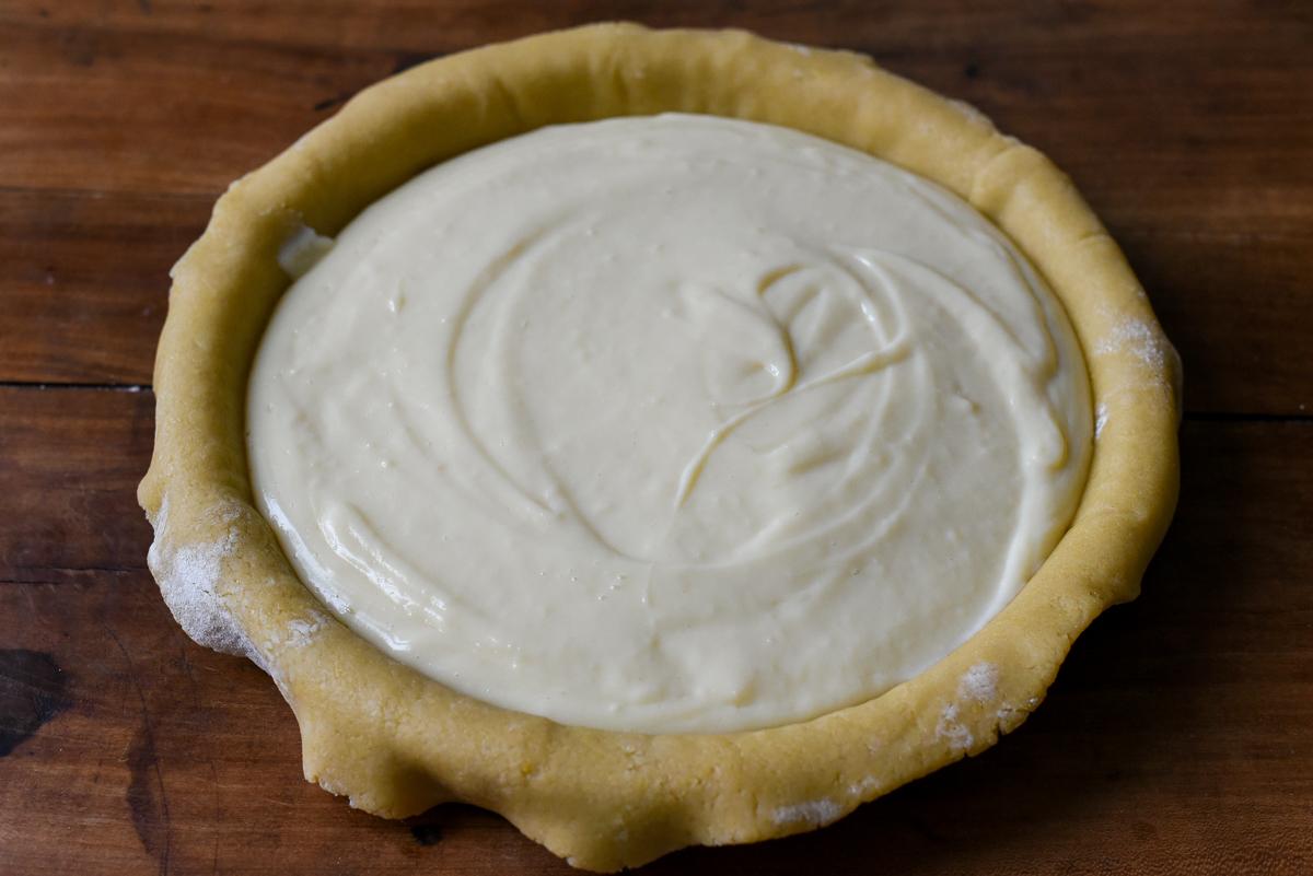 Use organic fresh eggs and whole milk for a good pastry cream. (Audrey Le Goff)