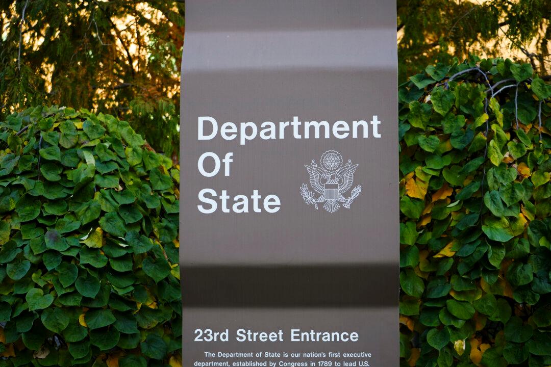 Supreme Court to Review Case of Man Denied Green Card Over Suspected Gang Membership