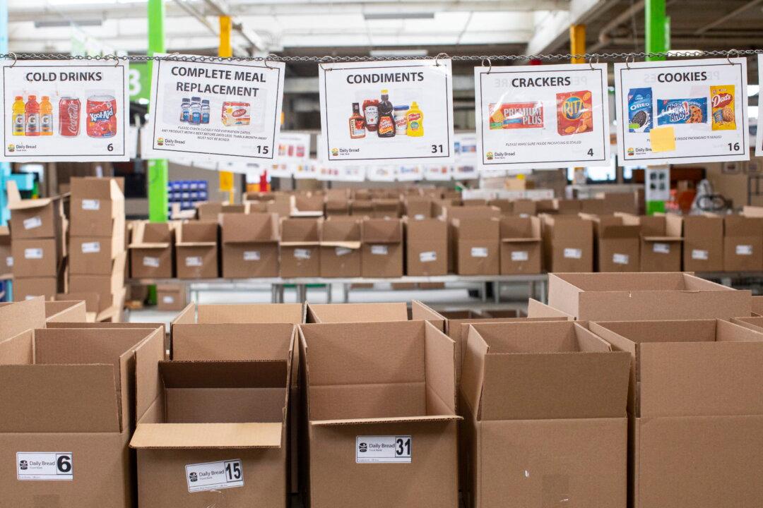Use of Ontario Food Banks Rose 38 Percent Last Year, Reaching 'Crisis Level,' Report Says